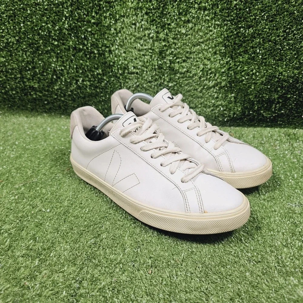 VEJA Esplar White Leather Neutral Casual Low Top Sneakers Womens Size 8